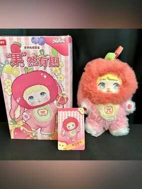 Nommi Interesting Fruit Apple Bunny